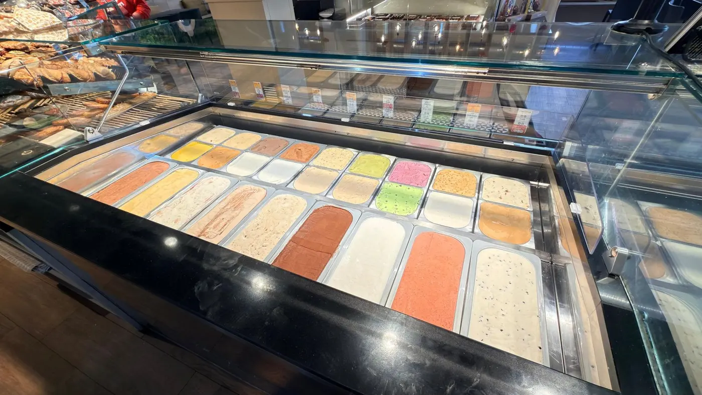 Vitrina de gelats artesans